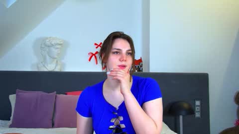 Karen online show from January 2026 06:17:01 AM