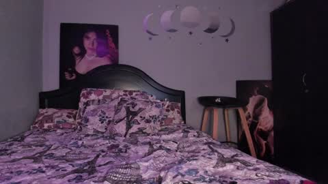 Karen online show from January 2025 05:47:02 PM