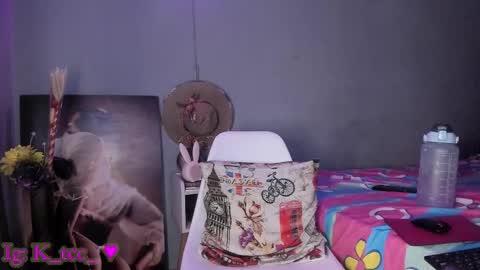 Karen online show from February 2025 08:42:01 AM