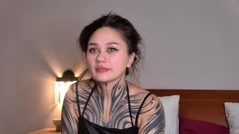 Snapshot of karenhotflirt chatting on May 2026 02:46:01 PM karenhotflirt online show from May 2026 02:46:01 PM
