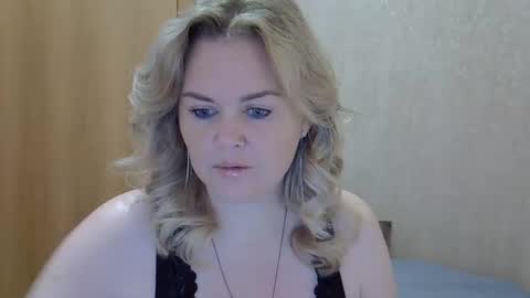 karennelsonx online show from October 2025 08:22:02 AM