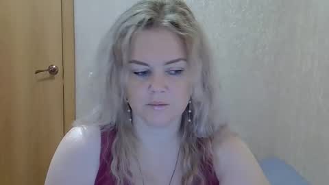 Snapshot of karennelsonx chatting on November 2025 12:06:02 PM karennelsonx online show from November 2025 12:06:02 PM