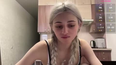 Snapshot of karensimilton chatting on June 2026 02:34:01 PM May online show from June 2026 02:34:01 PM