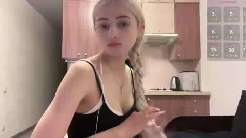 Snapshot of karensimilton chatting on July 2026 03:16:02 PM May online show from July 2026 03:16:02 PM