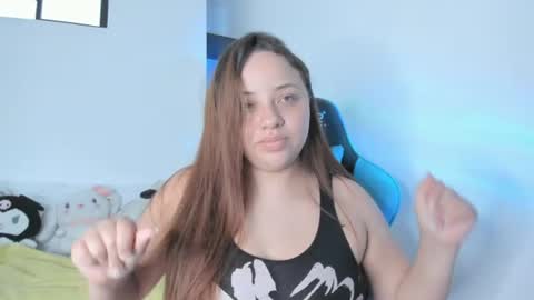 Snapshot of kariina_wong chatting on July 2026 09:08:02 PM kariina_wong online show from July 2026 09:08:02 PM