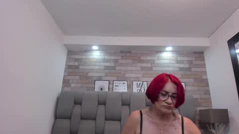 Snapshot of kariinataylor1 chatting on October 2025 06:39:01 PM Karina Taylor online show from October 2025 06:39:01 PM