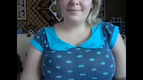 Karilina Hi online show from December 2024 07:45:02 AM