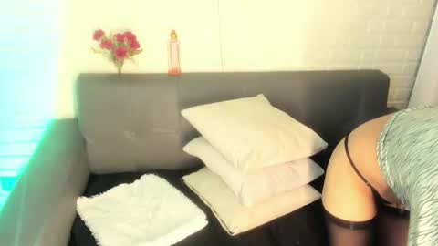 Kari online show from October 2025 11:31:01 AM