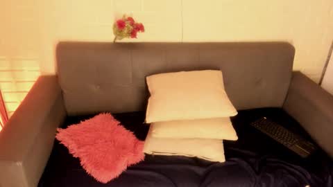 Snapshot of karina_gomez_18 chatting on November 2025 11:33:02 AM Kari online show from November 2025 11:33:02 AM