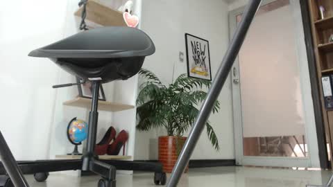 Karin online show from February 2025 03:21:02 PM