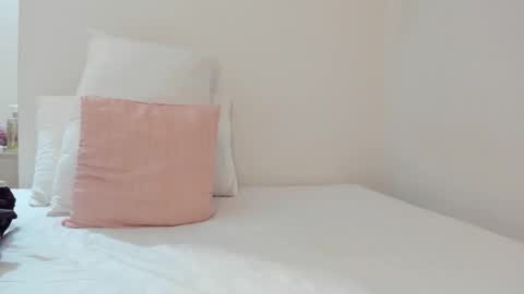 Karitookiss online show from March 2026 02:17:02 AM