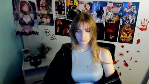 Karla online show from November 2025 01:32:01 PM