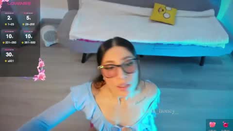 Snapshot of karla_honey_ chatting on March 2026 02:13:02 PM Karla online show from March 2026 02:13:02 PM