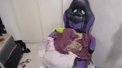 KARLA online show from December 2024 11:43:02 AM