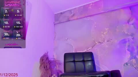 Snapshot of karlaebony_ts chatting on December 2025 01:51:01 PM KARLA online show from December 2025 01:51:01 PM