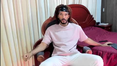Snapshot of karlmarley1 chatting on December 2025 05:38:02 AM Karl online show from December 2025 05:38:02 AM