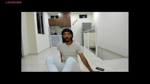 Snapshot of karlmarley1 chatting on May 2026 06:20:01 AM Karl online show from May 2026 06:20:01 AM