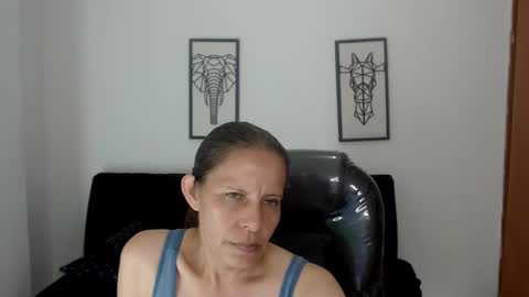 Snapshot of karlye_hot chatting on January 2025 08:13:02 AM KARLYE online show from January 2025 08:13:02 AM
