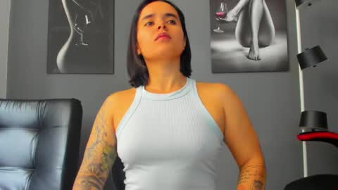   online show from December 2025 03:43:02 PM