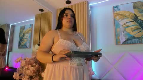 karo_linee online show from February 2026 12:06:01 PM