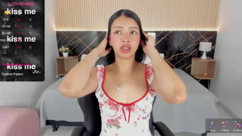karol_cortes online show from April 2026 01:09:02 PM
