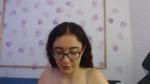 Snapshot of karol_prescot chatting on May 2026 01:28:02 PM Karol online show from May 2026 01:28:02 PM