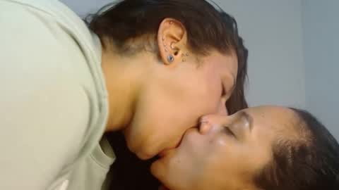 hot girls online show from October 2025 01:04:02 AM