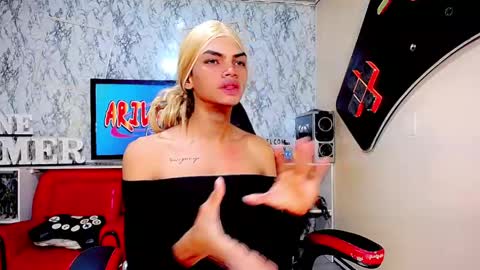 karol Vanessa   online show from May 2026 11:25:01 AM