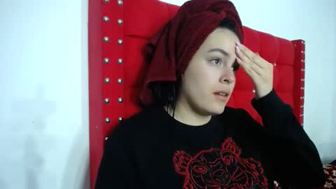 Snapshot of karolay_su chatting on March 2025 04:17:02 AM ARIANNA online show from March 2025 04:17:02 AM