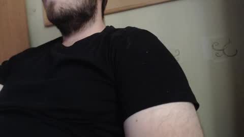 Snapshot of karolhorny96 chatting on October 2025 02:12:01 PM Karol online show from October 2025 02:12:01 PM