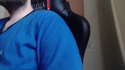 Snapshot of karolhorny96 chatting on November 2025 08:06:01 AM Karol online show from November 2025 08:06:01 AM