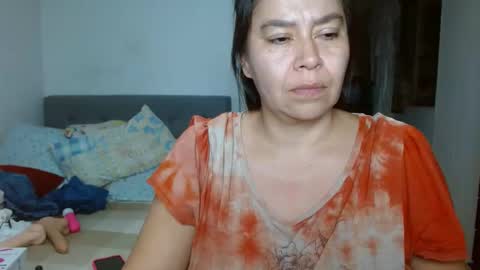 Snapshot of karolhot_x chatting on January 2025 03:50:02 AM karol online show from January 2025 03:50:02 AM