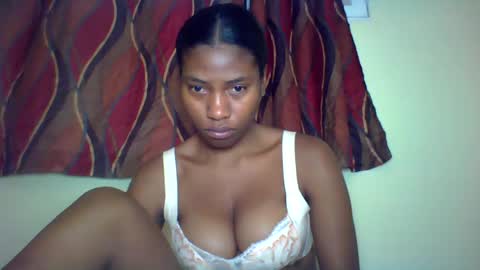 karoliee online show from June 2026 09:14:01 AM