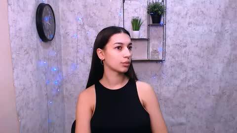 Karolina online show from January 2025 07:15:01 AM