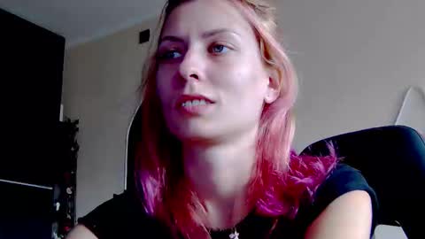 karoline121 online show from October 2025 11:00:02 AM