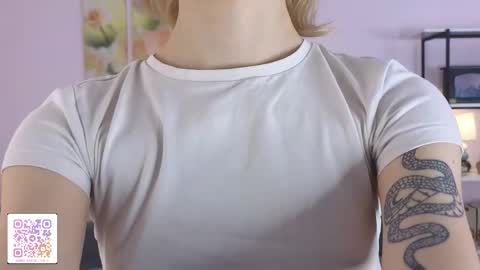 Karoline online show from March 2026 10:05:02 PM