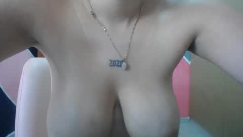 Snapshot of karoline_lovex chatting on February 2025 10:20:01 PM karoline_lovex online show from February 2025 10:20:01 PM