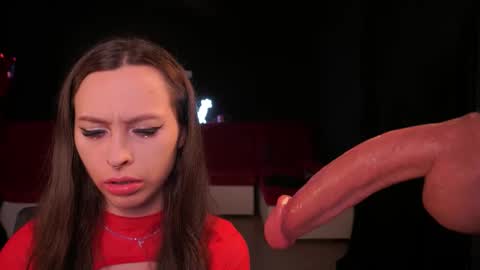 Caroline online show from February 2026 04:36:01 PM