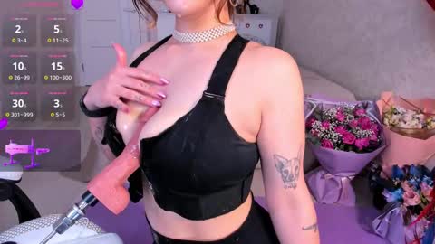 karolineneuer online show from March 2025 12:53:01 AM