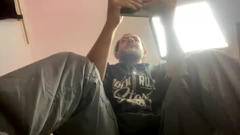 Snapshot of karu_hard chatting on January 2026 12:14:02 AM Karu online show from January 2026 12:14:02 AM