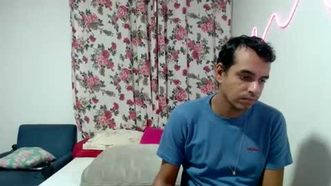 Snapshot of kasaltaradinho chatting on December 2024 09:04:01 PM Tamires e Maicon online show from December 2024 09:04:01 PM