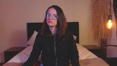 Snapshot of kassandra_james chatting on July 2026 01:14:02 PM kassandra james online show from July 2026 01:14:02 PM