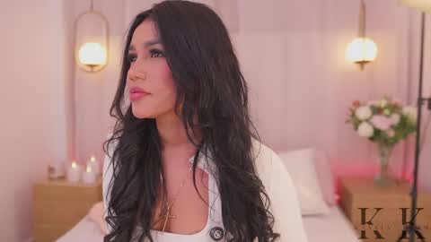 Snapshot of kassia_kim chatting on April 2026 04:16:01 AM Kassia online show from April 2026 04:16:01 AM