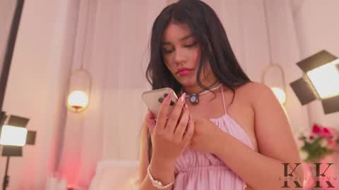 Snapshot of kassia_kim chatting on May 2026 07:24:02 AM Kassia online show from May 2026 07:24:02 AM