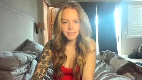 Snapshot of kassykitty29 chatting on December 2024 07:31:02 PM Kitty Kat online show from December 2024 07:31:02 PM