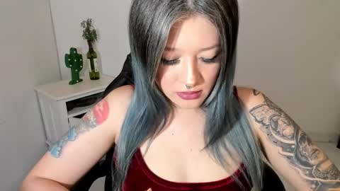 Alicia online show from September 2025 04:03:01 AM