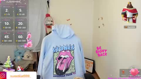 Snapshot of kat_ly_chan chatting on December 2024 07:13:02 PM Kat online show from December 2024 07:13:02 PM