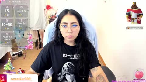 Snapshot of kat_ly_chan chatting on December 2024 11:29:01 PM Kat online show from December 2024 11:29:01 PM