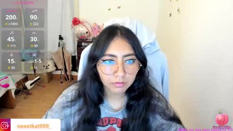 Snapshot of kat_ly_chan chatting on January 2025 12:40:02 PM Kat online show from January 2025 12:40:02 PM