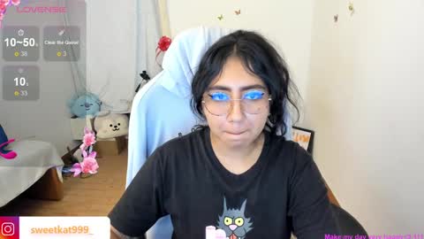 Snapshot of kat_ly_chan chatting on February 2025 07:17:02 PM Kat online show from February 2025 07:17:02 PM